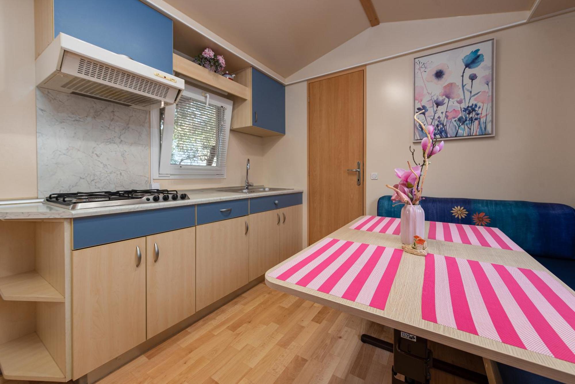Camp Mrkva Mobile Homes With Pool Sukosan Room photo