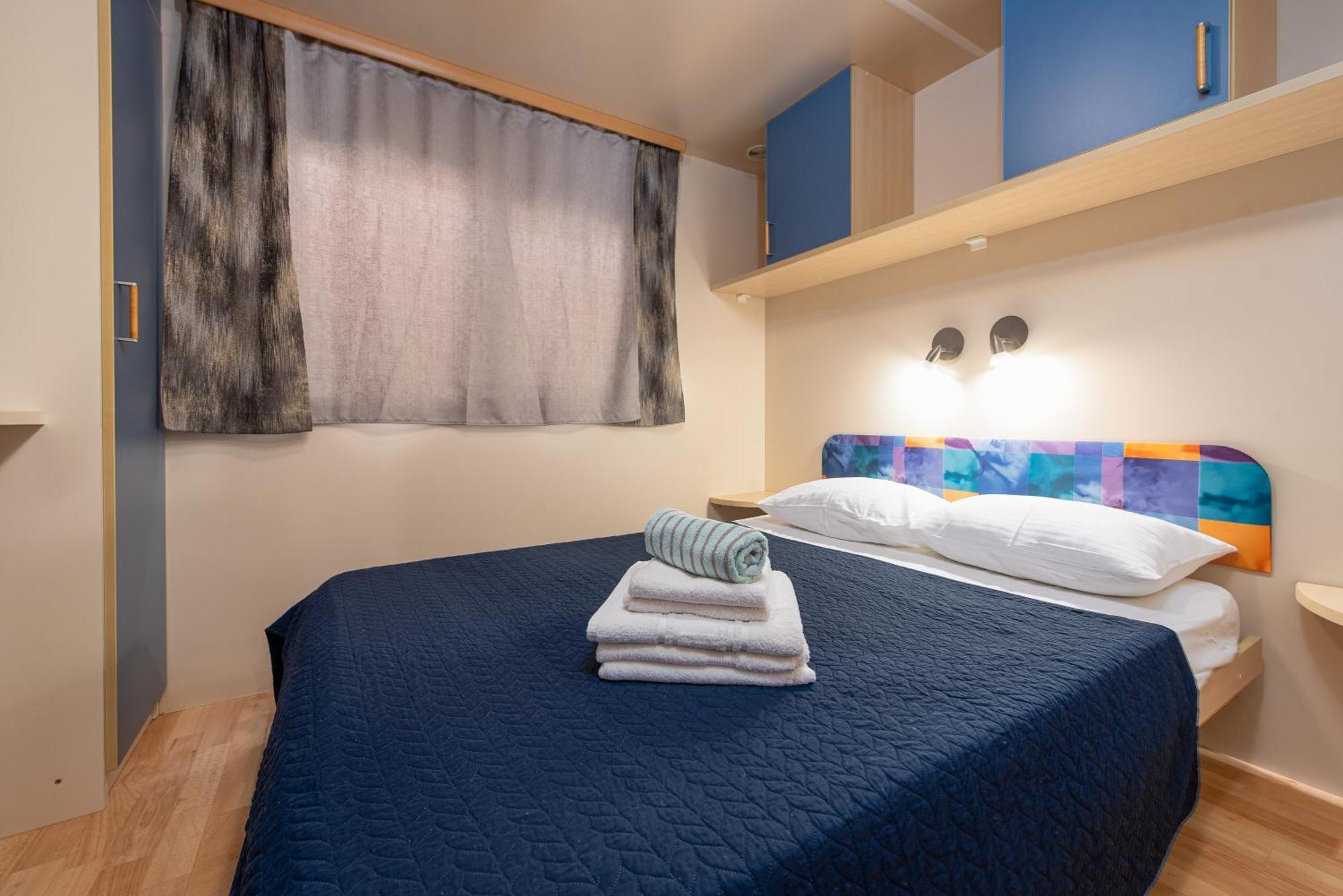 Camp Mrkva Mobile Homes With Pool Sukosan Room photo